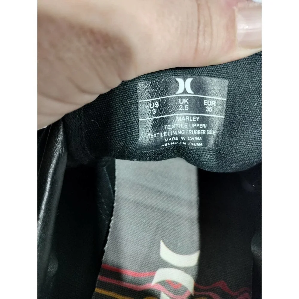 Hurley Marley youth black sneakers size 3